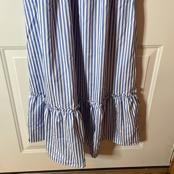 NWOT SHEIN polyester elastic top short sleeve blue/white striped dress, Size M - Picture 2 of 8